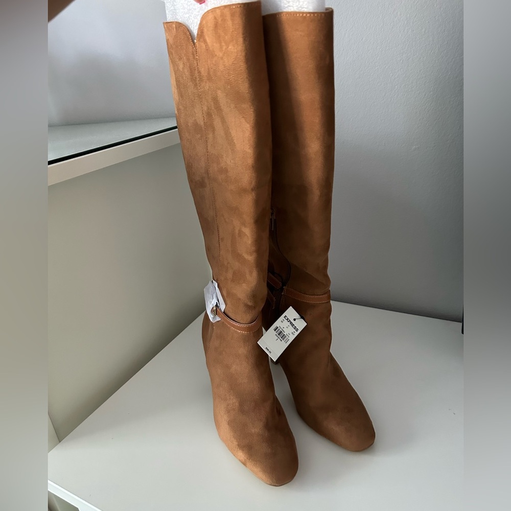EXPRESS BOOTS